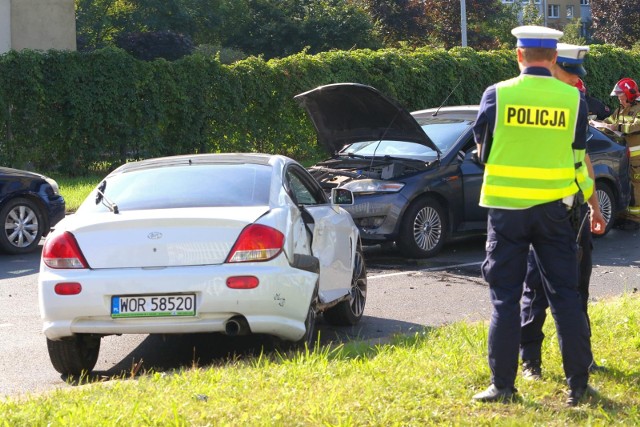 Niepokoić może wzrost liczby kierowców złapanych pod wpływem alkoholu lub innych środków odurzających, których w pierwszych trzech kwartałach 2022 r. było 79 068. To o 3145 więcej w porównaniu do tego samego okresu ubiegłego roku (75 923).