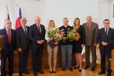 Prezydent Lublina wręczył nagrodę miasta w dziedzinie sportu, a Start Lublin przekazał medal za wicemistrzostwo Polski