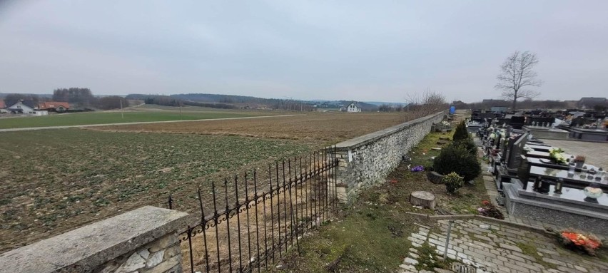 Miejsce bitwy pod Skałą, okolice cmentarza