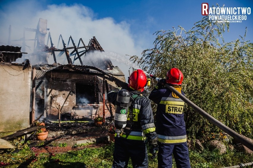 Wiśniowo Ełckie: Pożar budynku mieszkalnego. Na miejscu pracowało ponad 20 strażaków [ZDJĘCIA] 24.09.2019