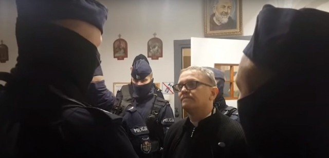 Poznańska policja znów interweniowała w Domu Zakonnym Towarzystwa Salezjańskiego.