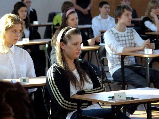 Próbny egzamin gimnazjalny z OPERONem. Język polski za nami. Publikujemy nieoficjalne odpowiedzi.