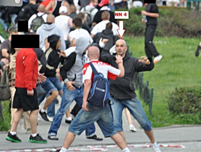 Euro 2012: Zamieszki przed meczem Polska-Rosja. Stołeczni...