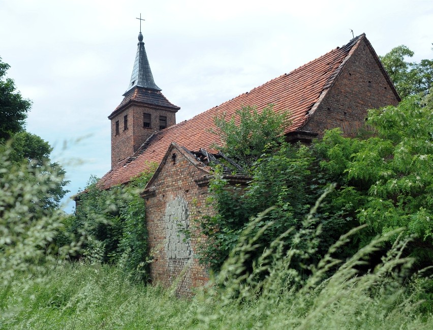 Kościół został zburzony w sierpniu 2017 roku.