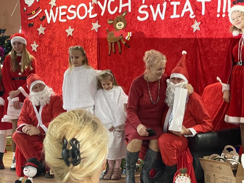 Święty Mikołaj w gminie Działoszyce rozdał w tym roku 350...