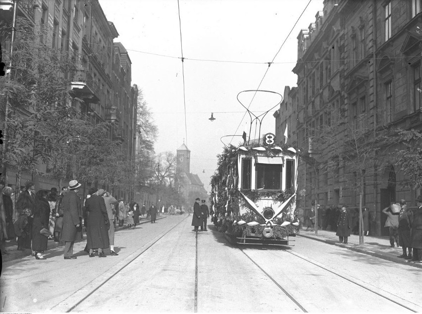 Tramwaje przed 1945 rokiem w Krakowie, nie uwierzysz, gdzie kiedyś były szyny [GALERIA]