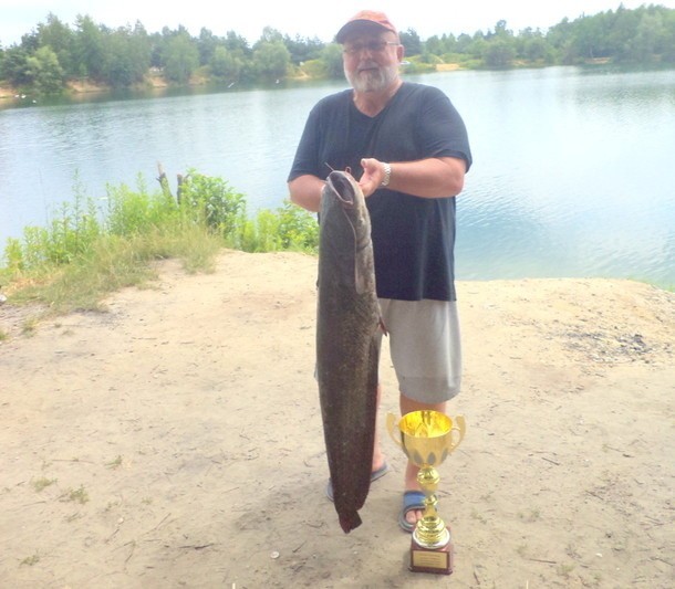 Rekordowy sum miał 120 cm długości i ważył ponad 10 kg