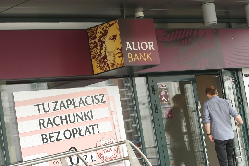 Alior Bank (w tym klienci T-Mobile Usługi Bankowe i...