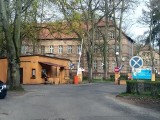 LUBUSKIE: Cztery osoby uciekły z zamkniętego sądowego oddziału psychiatrycznego w Gorzowie Wlkp. Jednego z nich wciąż poszukuje policja