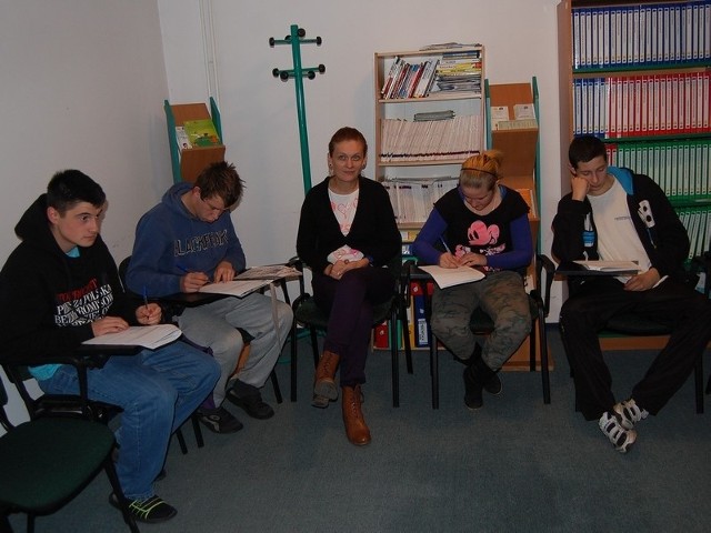 Dzięki unijnej dotacji 20 osób uczestniczy w specjalnych zajęciach w Ośrodku Szkolenia i Wychowania OHP w Międzyrzeczu.