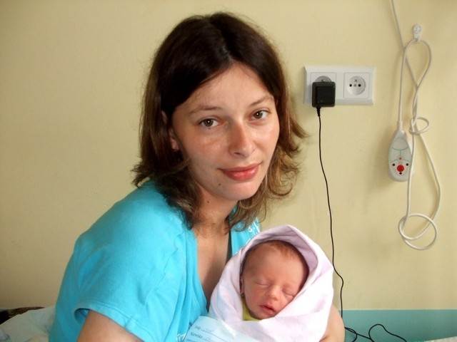Syn Anny Choromańskiej i Adama Pękowskiego urodził się we wtorek, 1 czerwca. Ważył 1900 g i mierzył 46 cm. Na brata czeka w domu siostra Oliwia (8 l.) oraz Kuba i Kacper (obaj 4 l.)