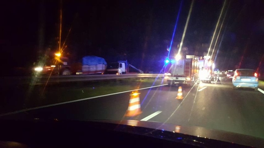 Wypadek na DK1 w Piasku. Ranny motocyklista