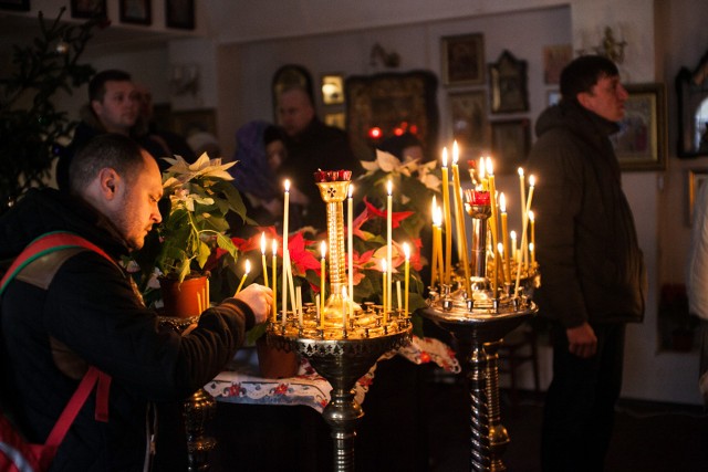 Parafia św. Mikołaja Cudotwórcy to jedyna cerkiew w Bydgoszczy. Jej proboszcz, ks. Marian Radziwon oraz parafianie, wśród których jest wielu Ukraińców, bardzo zaangażowali się w pomoc osobom przybywającym zza naszej wschodniej granicy