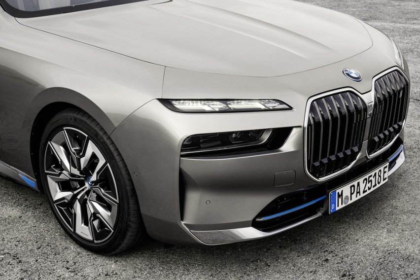 BMW Serii 7...