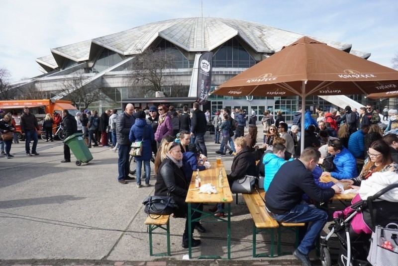 Park Kasprowicza opanowały food trucki