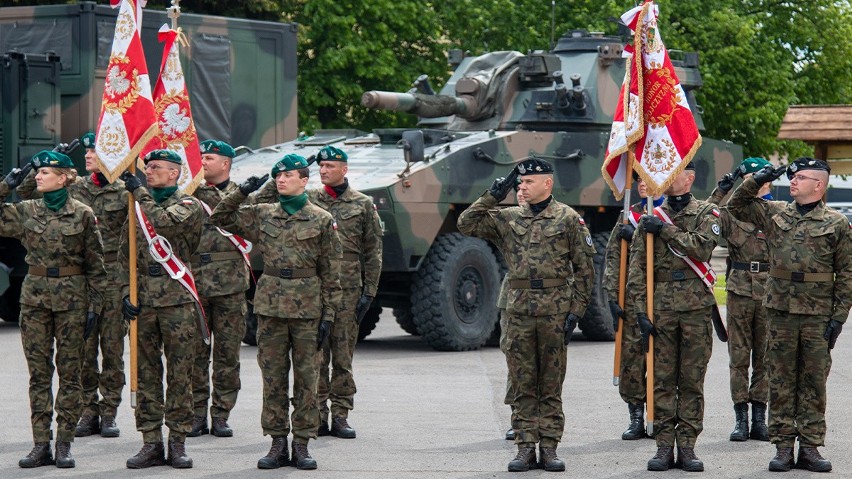 Święto 21. Brygady Strzelców Podhalańskich. Odbył się uroczysty apel połączony z nadaniem wyróżnień i tytułów Honorowych Podhalańczyków