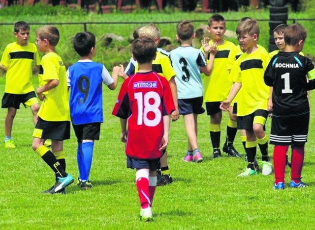  Młodzi piłkarze z dwóch województw wzięli udział w I Turnieju Gorzków Cup 2017, rozegranym w niedzielę z okazji Dnia Dziecka.