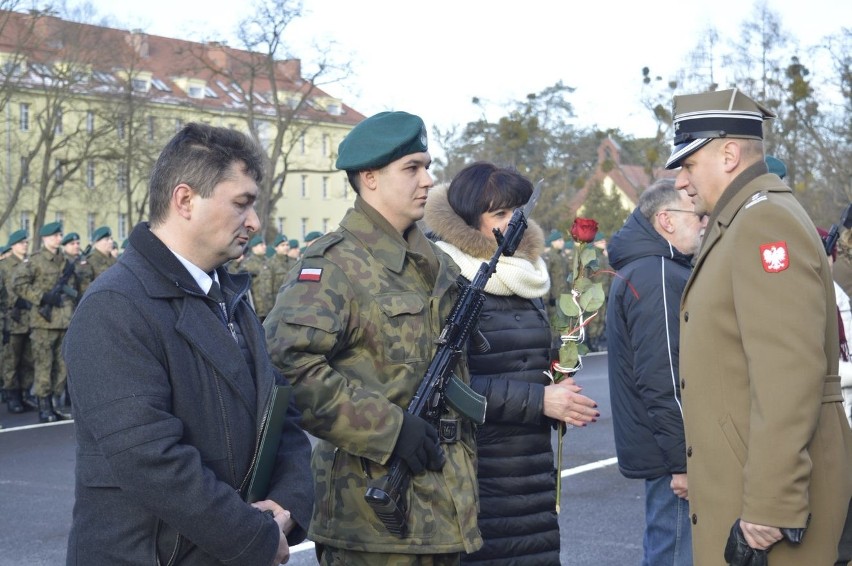 Wrocław: Przyszli oficerowie złożyli ślubowanie