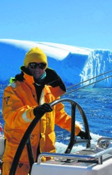 Telefon z Antarktydy: „Katharsis II” płynie po rekord [WYWIAD]
