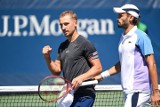 US Open. Dziś mecze deblowe z udziałem Jana Zielińskiego i Magdy Linette w drugiej rundzie turnieju. Dwa polskie triumfy? 