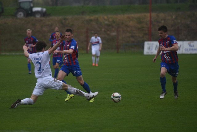 II liga: Polonia Bytom - Raków Częstochowa 1:0