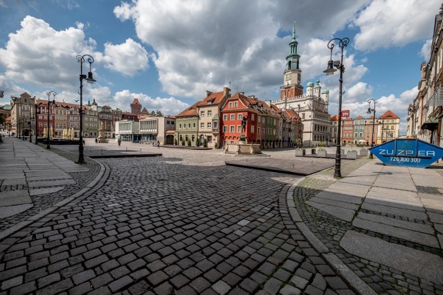 W Poznaniu znajdziemy wiele miejscówek, w których możemy zrobić najpiękniejsze sesje instagramowe. Na następnych zdjęciach proponujemy nasze propozycje.Zobacz na kolejnych zdjęciach najlepsze miejsca w Poznaniu na instagramowe sesje --->>>Zobacz też: Samoloty na Krzesinach