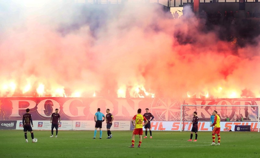 Pogoń nie miała problemów z rozbiciem 4:1 Żółto-Czerwonych