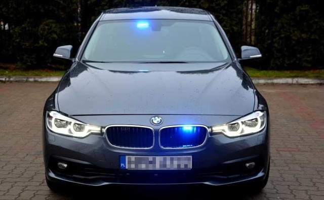 BMW 330i xDrive o mocy 252 koni mechanicznych. Rozpędza się do 100 kilometrów w mniej niż sześć sekund