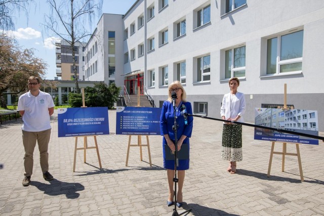 Zespół Szkół Budowlanych to jedna z 28 placówek oświatowych, która jest już po termomodernizacji. Teraz ratusz zapowiada kolejne takie inwestycje.