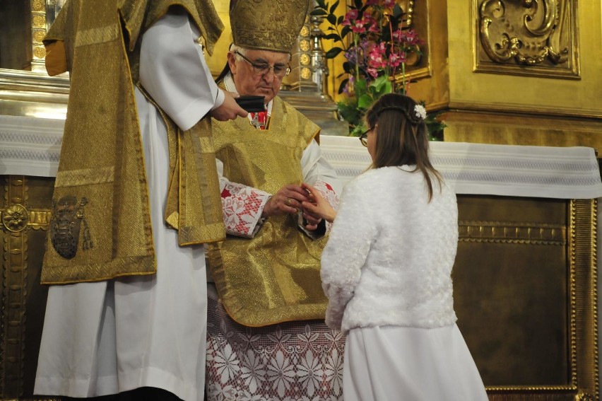 Kraków. Konsekracja dziewic na Wawelu. Osiem kobiet ślubowało czystość do końca życia 11.12.2019