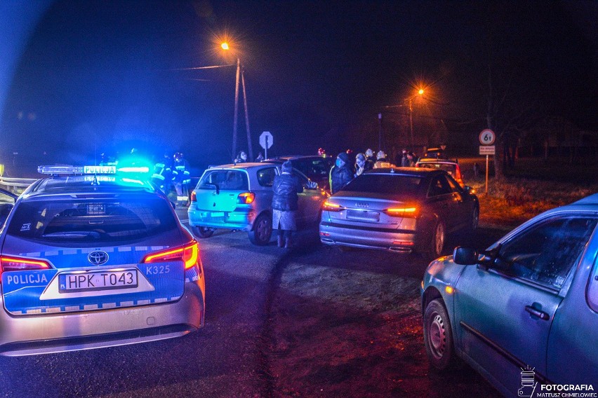Wypadek w Suchorzowie. Zderzyły się trzy samochody (ZDJĘCIA)