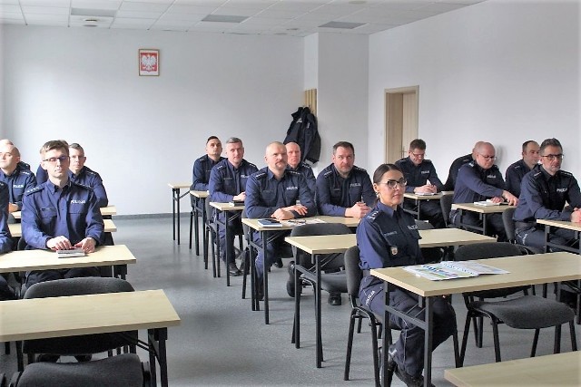 W Komendzie Powiatowej Policji w Inowrocławiu odbyła się roczna odprawa. Działania podejmowane przez policjantów z Inowrocławia i jednostek na terenie powiatu w 2022 roku uzyskały bardzo dobrą ocenę