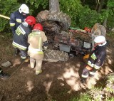 W Wesołej koło Brzozowa traktor przygniótł 68-latka. Do szpitala zabrał go śmigłowiec LPR