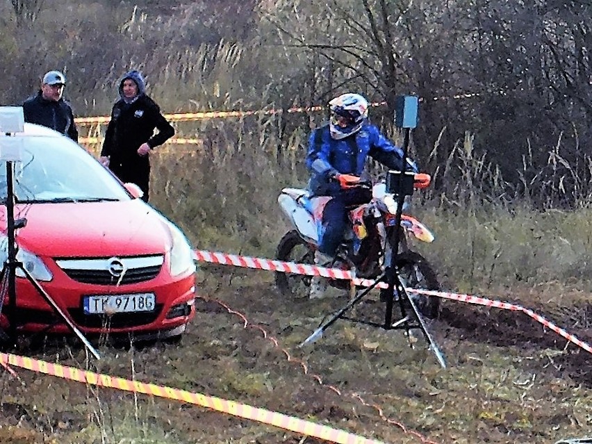 Memoriał Zbigniewa Banasika i motocyklowa wigilia na torze w Janowie z udziałem wójta Piekoszowa Zbigniewa Piątka [AKTUALIZACJA, ZDJĘCIA]