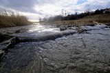 Rośnie poziom wody w rzekach w Wielkopolsce. Opady mogą spowodować przekroczenie stanu ostrzegawczego