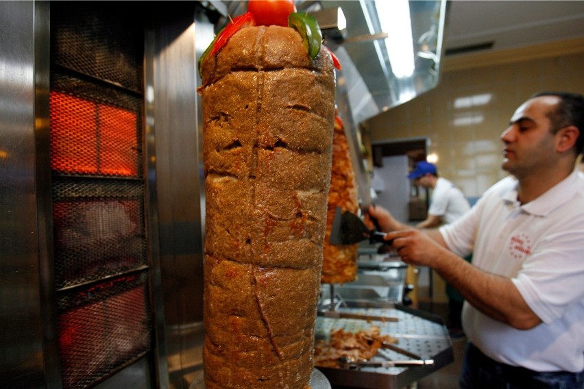 Kebab uznaje się za tradycyjną turecką potrawę, ale powstał...