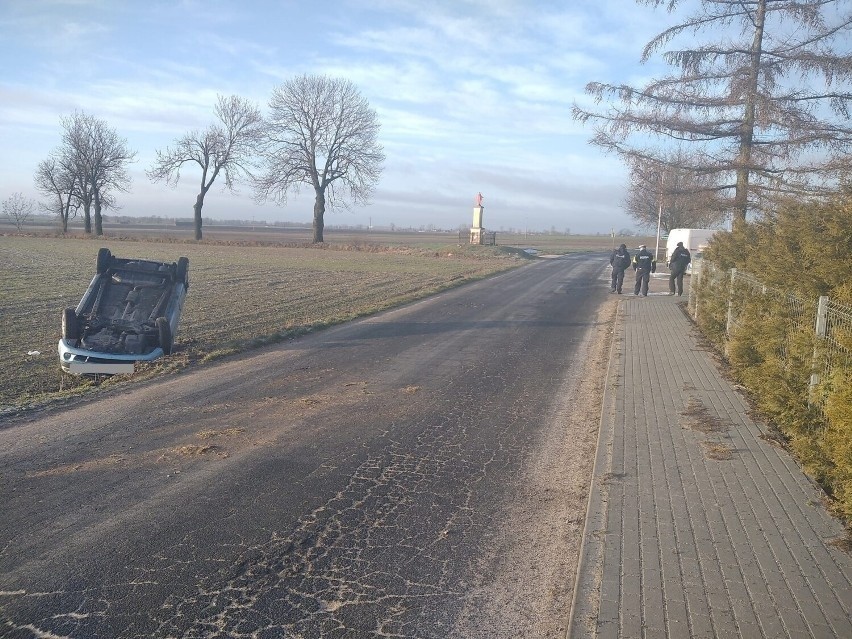 Do zdarzenia doszło na drodze między Świątnikami Wielkimi a...