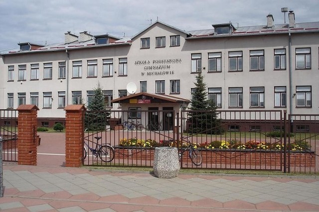Szkoła podstawowa i gimnazjum w Michałowie