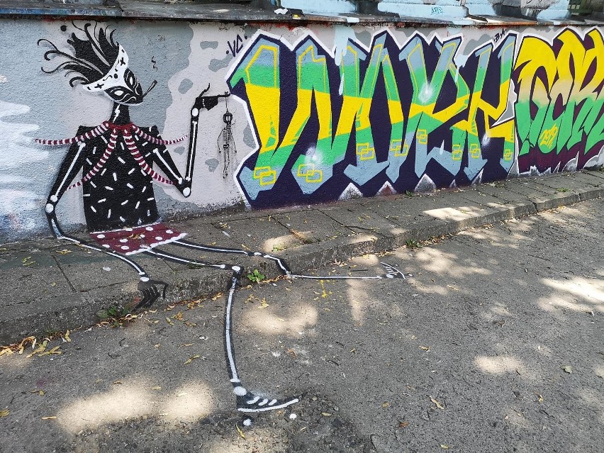 Kraków. Graficiarze zachwycają pomysłem i wykonaniem swoich prac na ścianach przy NCK [ZDJĘCIA]