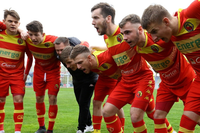 III Liga piłkarska. Jagiellonia II - Znicz Biała Piska 3:2. Brawa dla rezerwistów