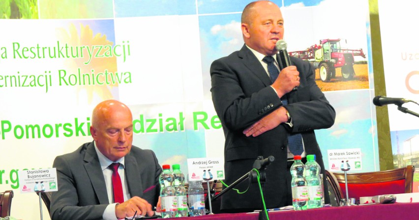 Minister Marek Sawicki przekonywał  w Wieńcu, że trzeba...