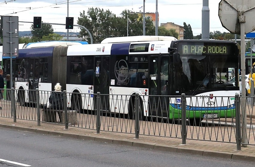 Szczecin: Autobusy pospieszne zawieszone. Są protesty [SONDA]