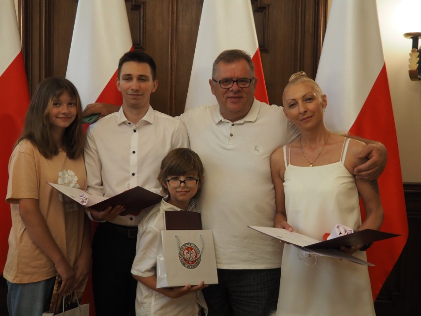 Zostali obywatelami Polski. Nadanie obywatelstw w Łódzkim Urzędzie Wojewódzkim