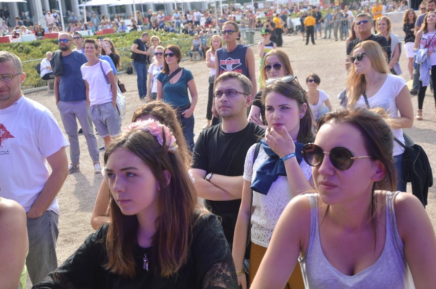 Męskie granie 2015 we Wrocławiu. Kilka tysięcy osób na Pergoli (MNÓSTWO ZDJĘĆ)