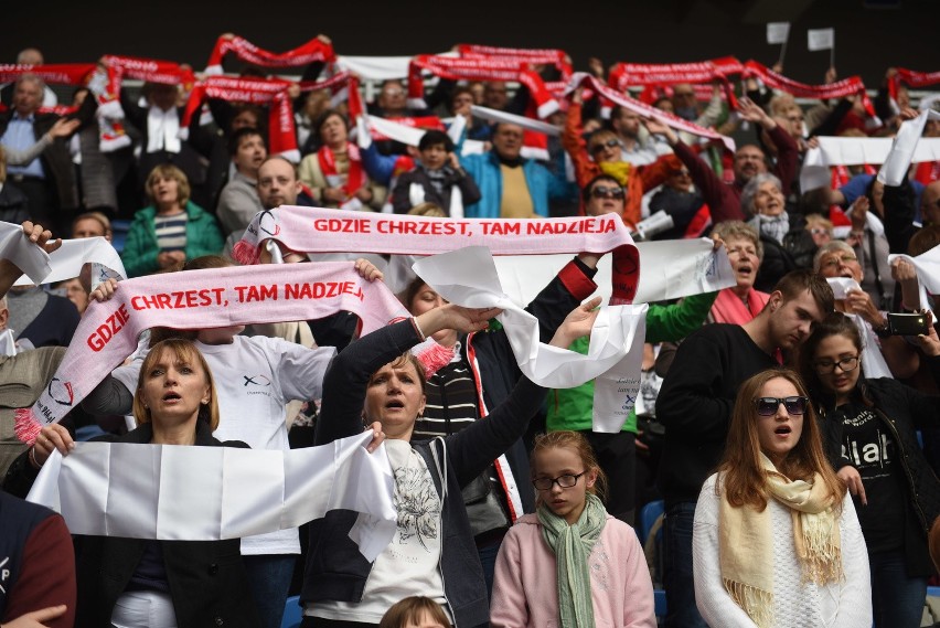 Rocznica chrztu Polski: Uroczystości na na stadionie...