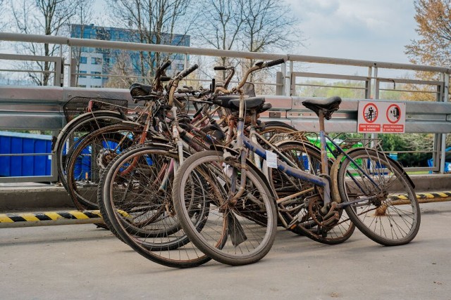 Pracownicy MPO przekazali pierwszą partię bicykli do utylizacji