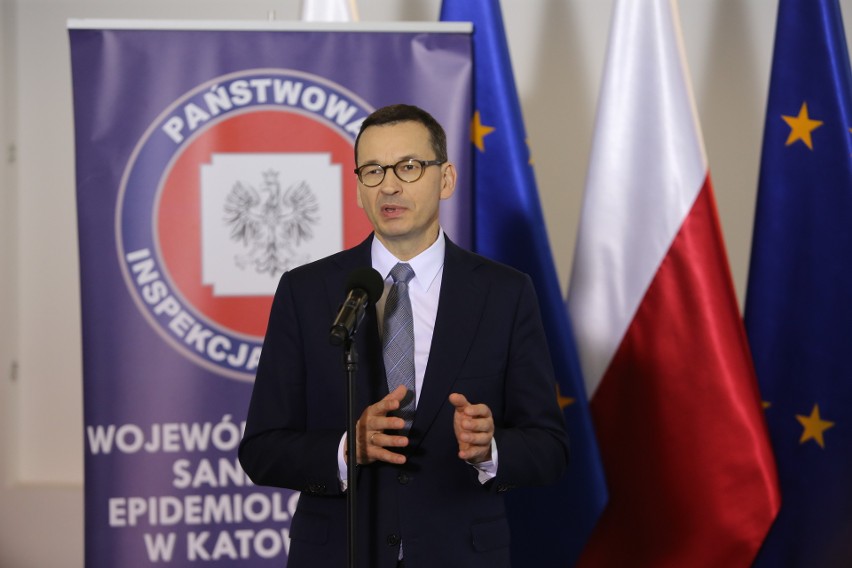 Premier Mateusz Morawiecki i minister zdrowia Łukasz...