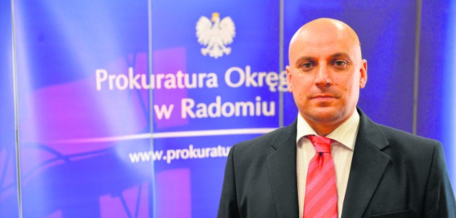 Robert Barszczyński będzie zastępcą prokuratora okręgowego w Radomiu.  W 1998 roku zaczął pracę w prokuraturze w Kozienicach, przez wiele lat pracował w Wydziale Śledczym w Radomiu.