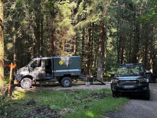 Przez znalezienie czterech pocisków artyleryjskich w rejonie wodospadu Szklarki na 24 sierpnia zaplonowano ewakuację Karkonoskiego Parku Narodowego.