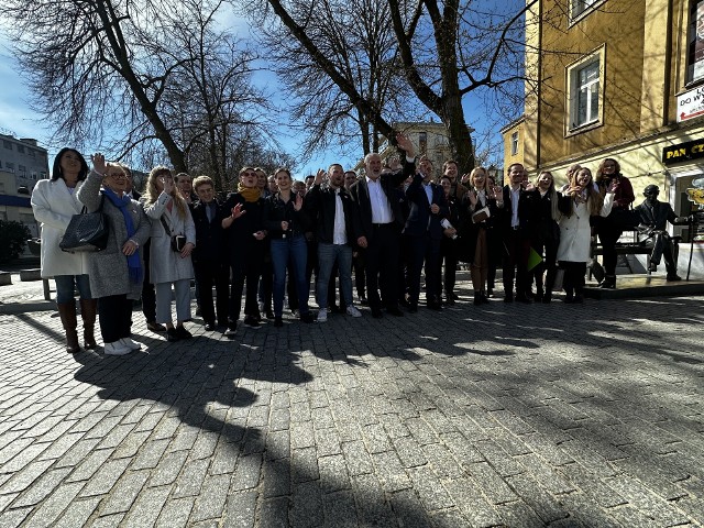 Koalicja Obywatelska w Świętokrzyskiem przedstawiła pola współpracy, na których może budować wspólne rozwiązania dla mieszkańców Kielc i powiatu kieleckiego. Więcej na kolejnych zdjęciach